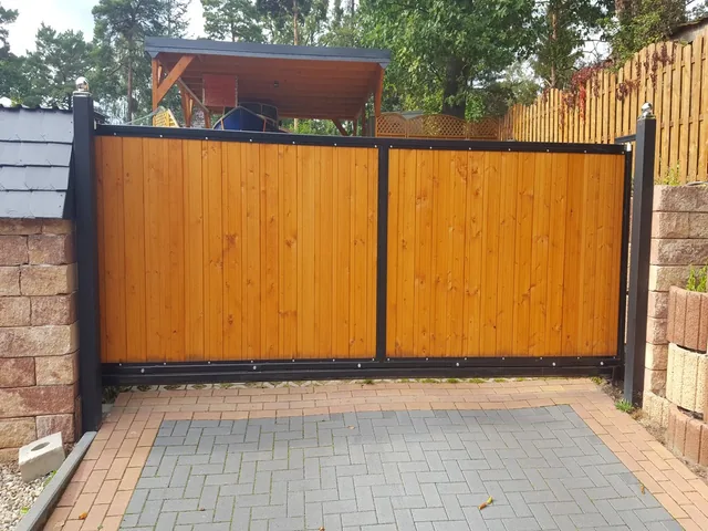 Den passenden Holzzaun auswählen